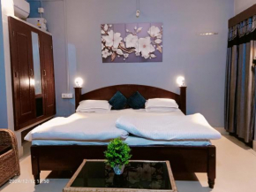 Hazarika Lodge and Hotel